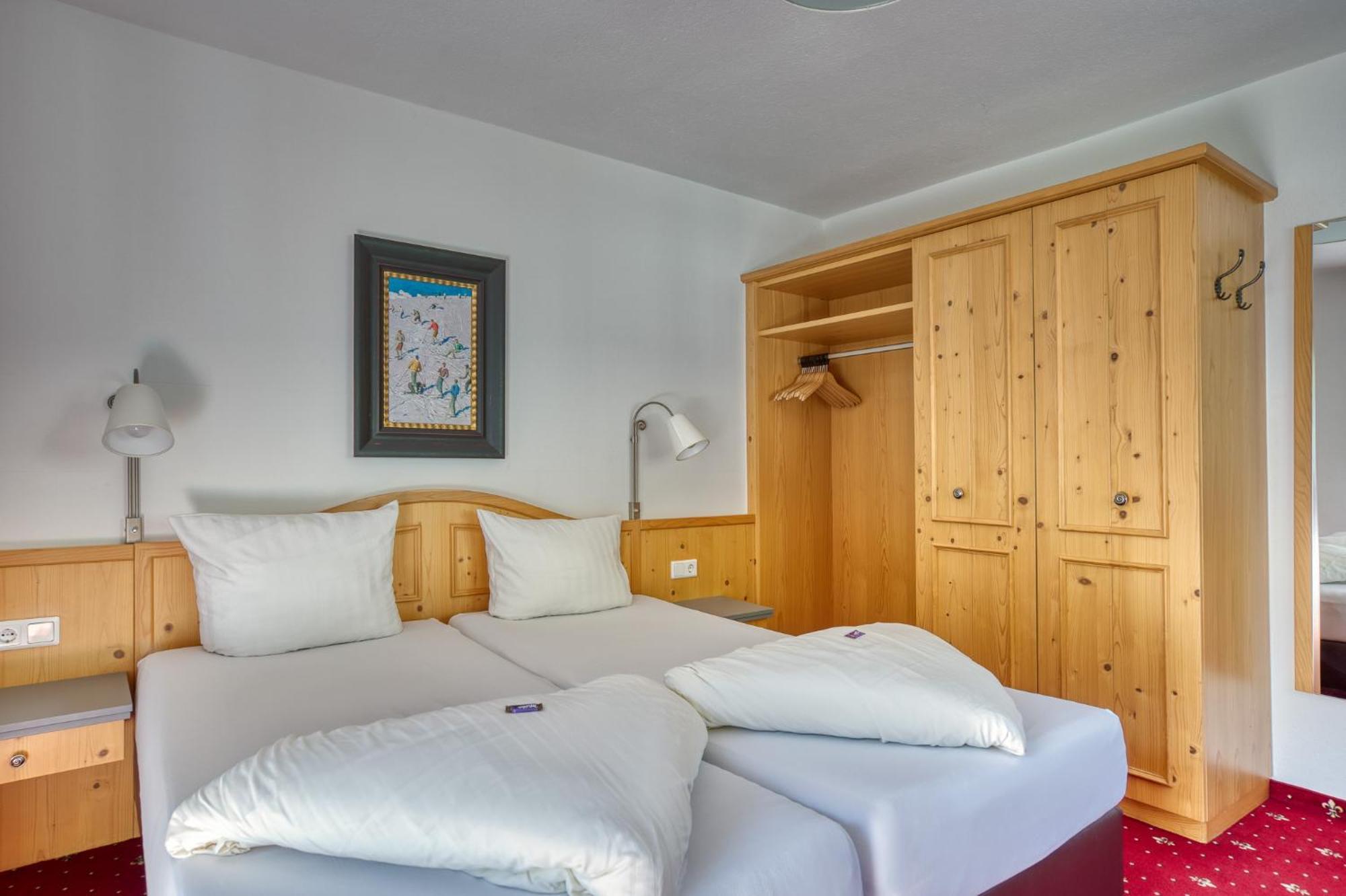 Hotel Jaegerhof Oetz Bilik gambar